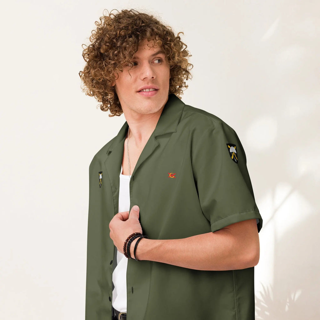 Comprar Camisa Bripac verde manga corta unisex Bandera España La Flamenca de Borgoña Patricia Muñoz VOX