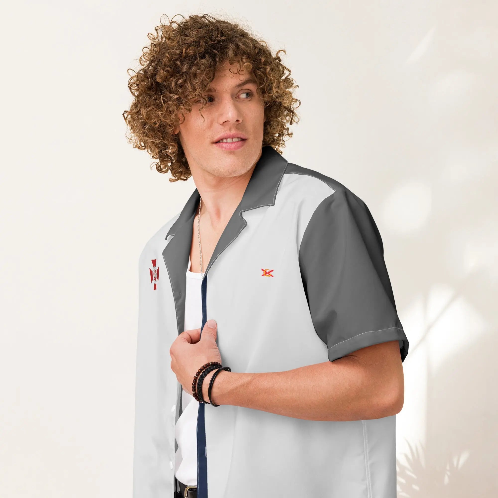 Comprar Camisa Cruz Templarios I manga corta unisex Bandera España La Flamenca de Borgoña Patricia Muñoz VOX