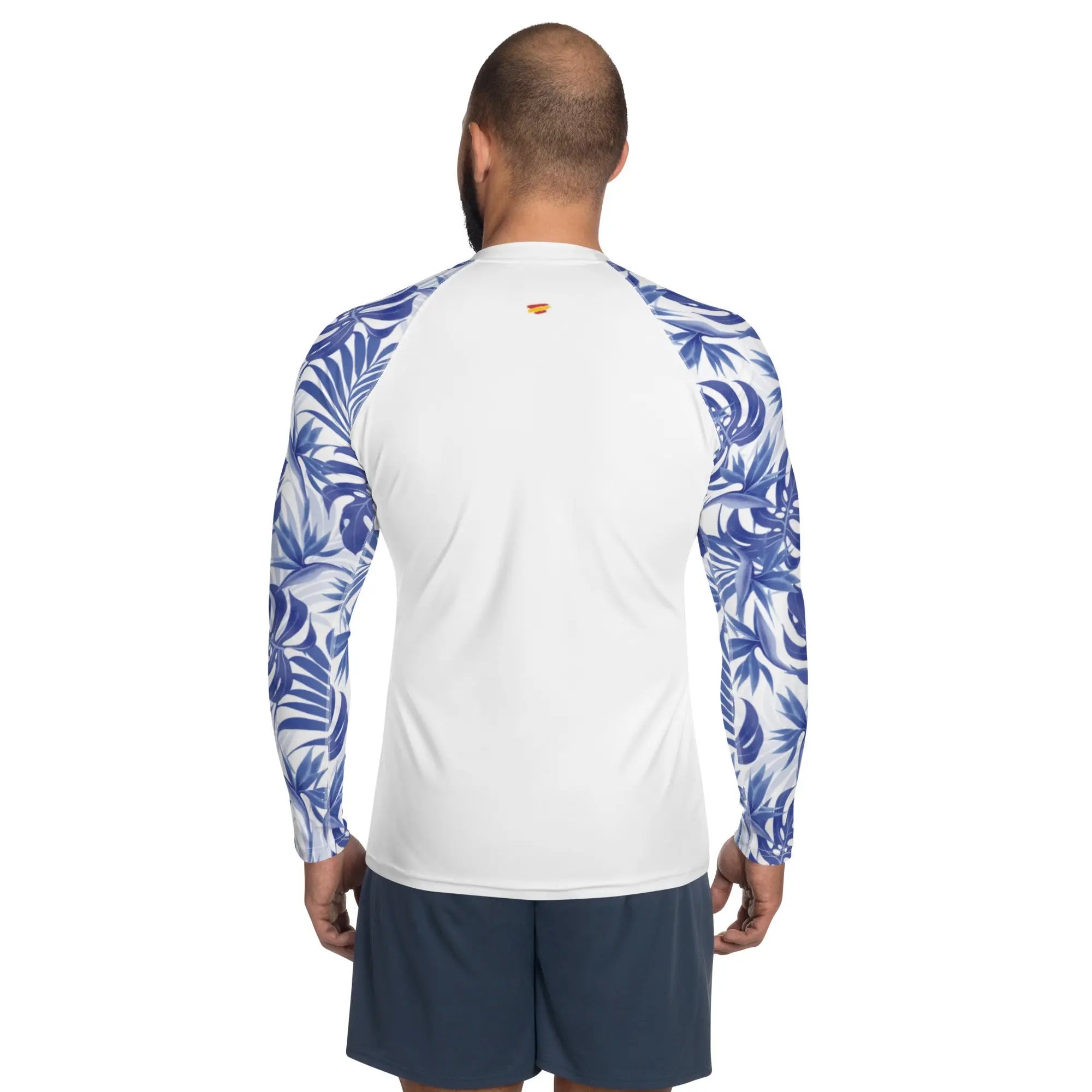 Comprar Camiseta Surg UPF50 protección solar playa hombre Bandera España La Flamenca de Borgoña Patricia Muñoz VOX