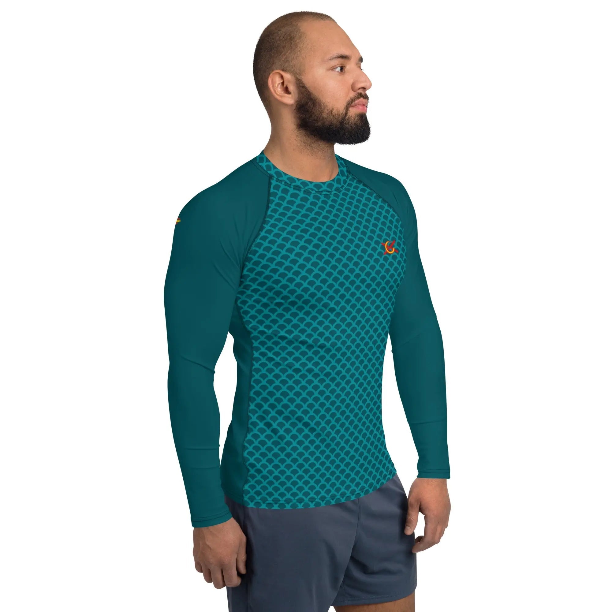 Comprar Camiseta UPF50 para surf y playa hombre Bandera España La Flamenca de Borgoña Patricia Muñoz VOX