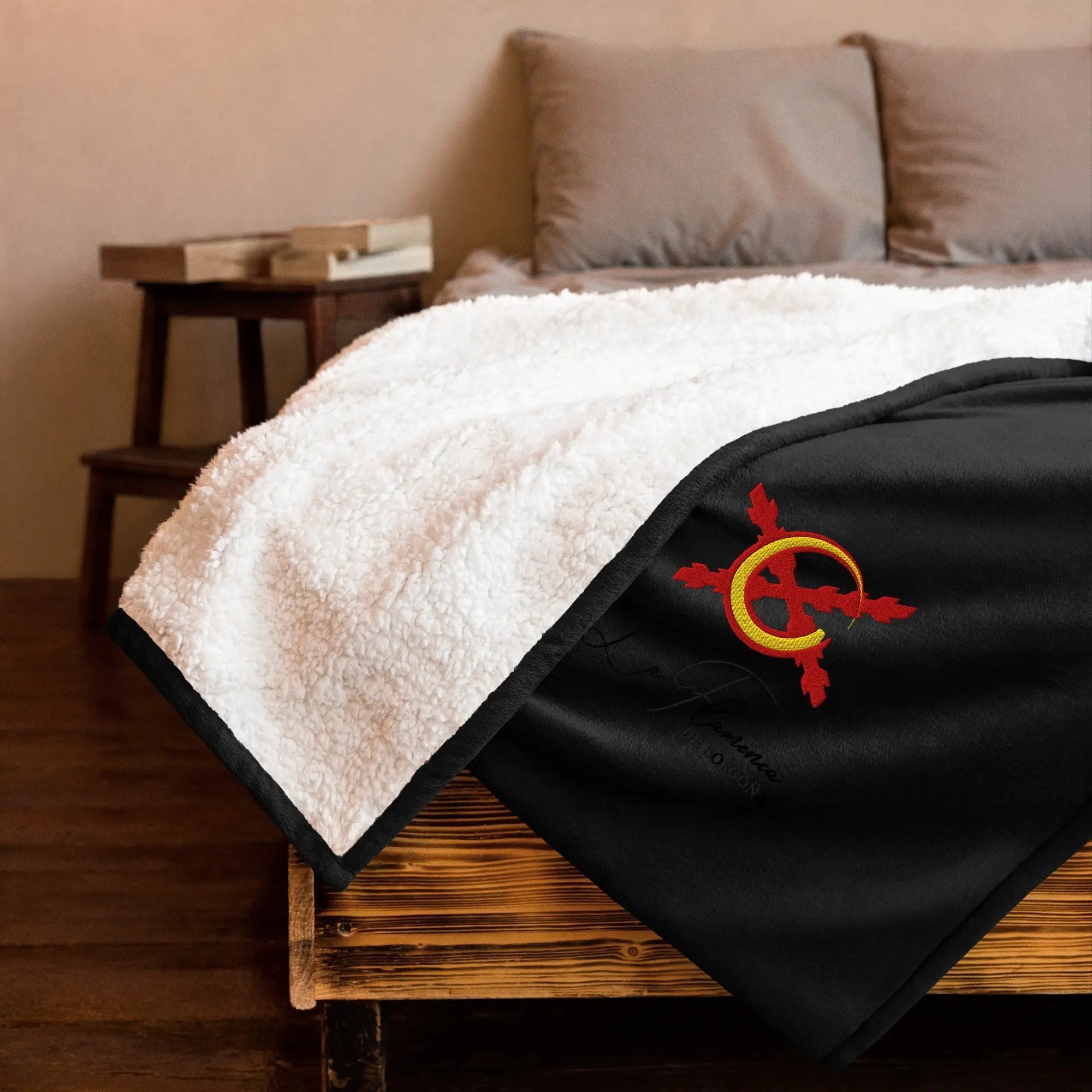 Comprar Manta borreguillo premium La Flamenca de Borgoña La Flamenca de Borgoña Bandera España