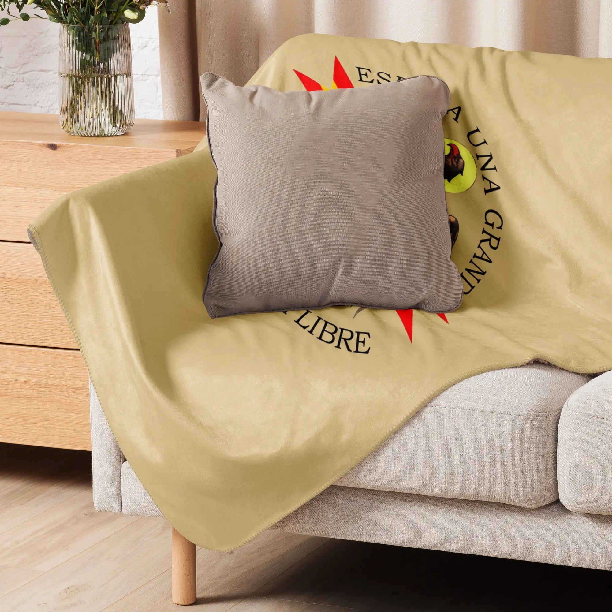Comprar Manta sherpa Águila San Juan - camel La Flamenca de Borgoña Bandera España