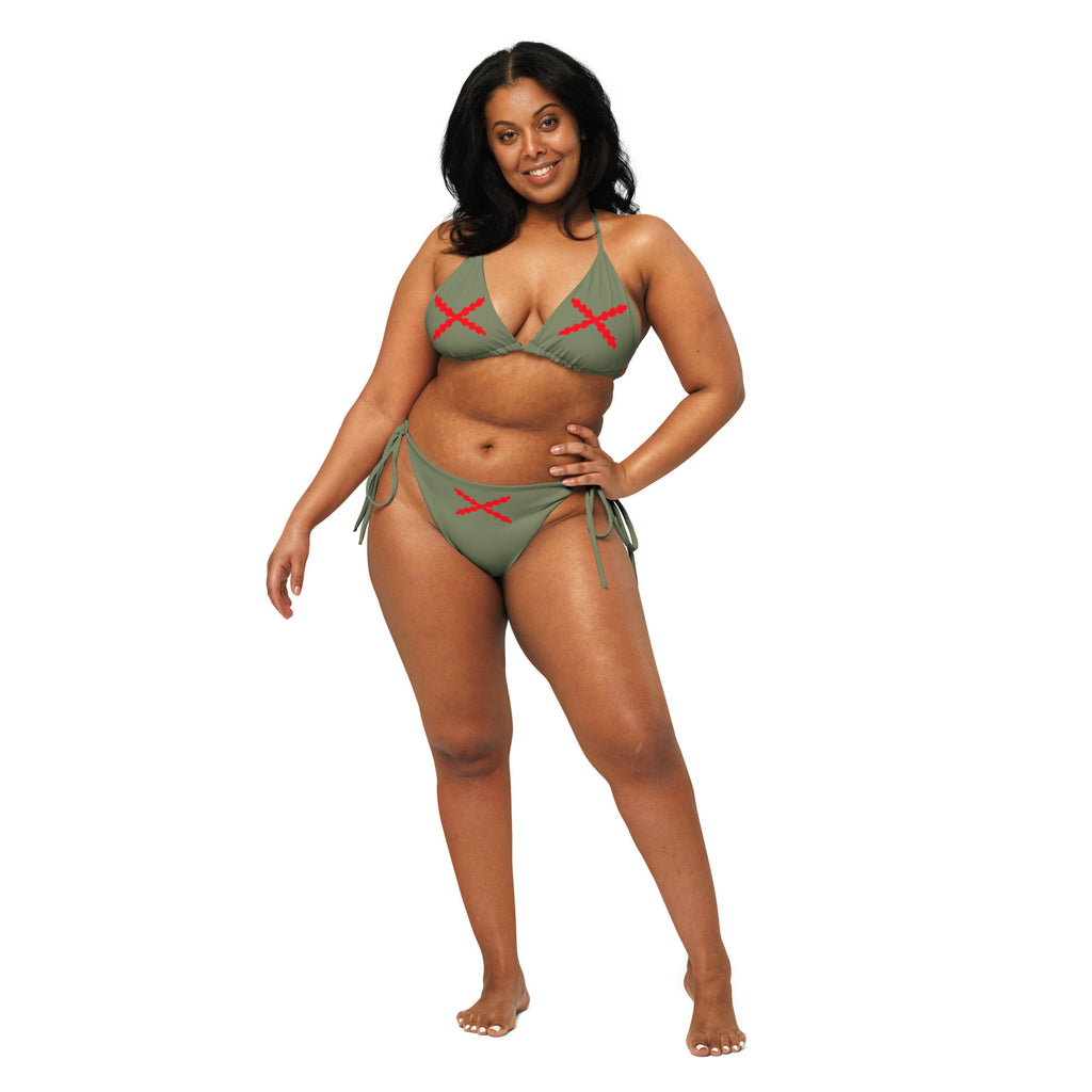 Bikini de triángulo Cruz de Borgoña verde militar - LaFlamencadeBorgoña