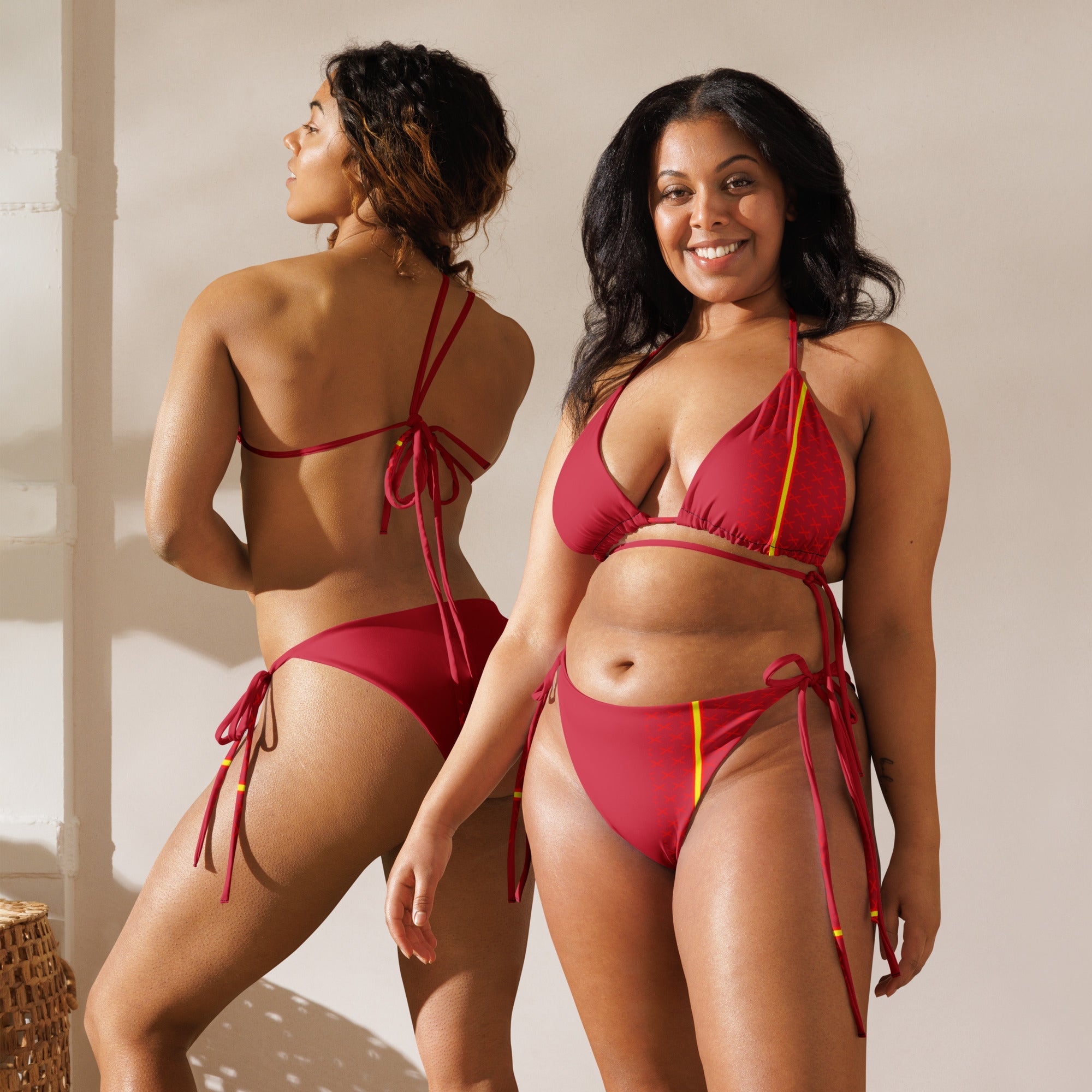 Bikini de triángulo Cruz de Borgoña y Bandera de España - LaFlamencadeBorgoña